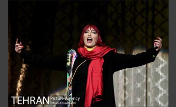 نمایش باغ آلبالو 45