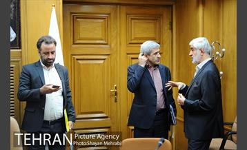 نشست شورای فرهنگی و اجتماعی 38