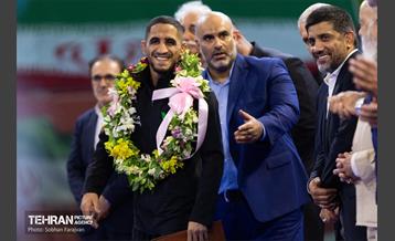 مراسم تجلیل از کشتی‌گیران قهرمان جهان (جشنی برای ایران) 114