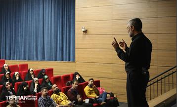 چهارمین جلسه از سلسه تورهای عکاسی انسان، کتاب، زندگی 26