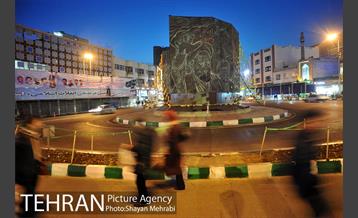 96-11-21 آذین بندی خیابان ها به مناسبت 22 بهمن 25