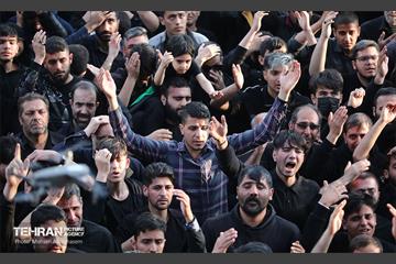 عزاداری شهادت امیرالمومنین (ع) در میدان امام حسین (ع) 9