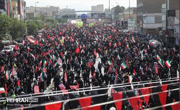 تشییع پیکر آقای شهید ایران - 1 50
