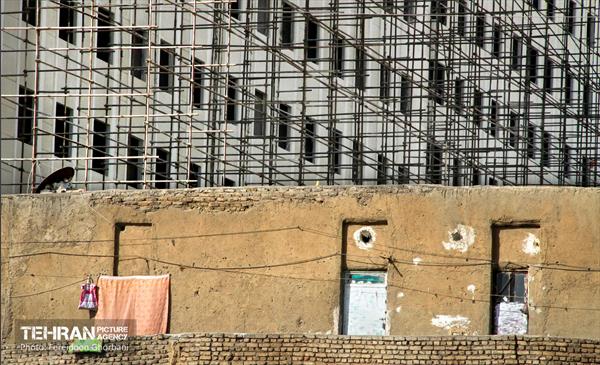 Under the Skin of the City / Fereidoon Ghorbani