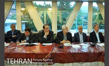 جلسه شهردار تهران با اعضای شورای شهر 17