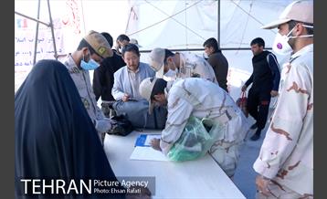 ورود به گیت نهایی ایرانی ها برای ورود به کشور عراق. در این بخش مهرنهایی داخل پاسپورت چک می شد