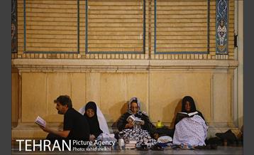 مراسم احیای شب بیست‌ویکم رمضان در مصلی تهران  1