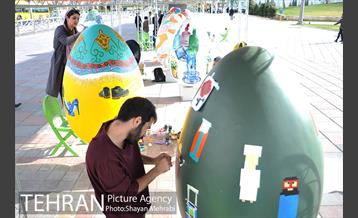 جشنواره تخم مرغ رنگی در میدان آزادی 5