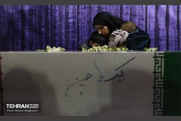 تشییع پیکر شهید احمد محمدی 4