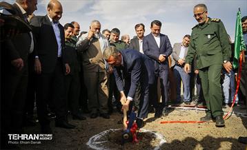 آیین کلنگ‌زنی و احداث واحدهای آپارتمانی در منطقه ۲۱