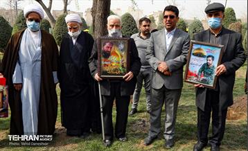 مراسم‌ کاشت نهال در بوستان بهاران منطقه ۱۷