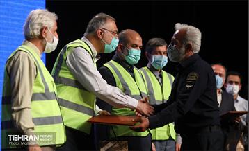 مراسم تجلیل از کارگران نمونه شهرداری تهران 29