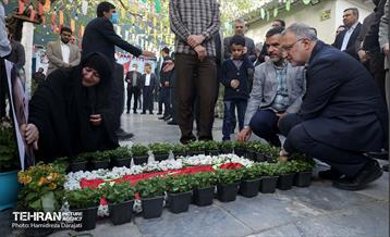 مراسم چهلم شهید حاج اسماعیل احمدی 18