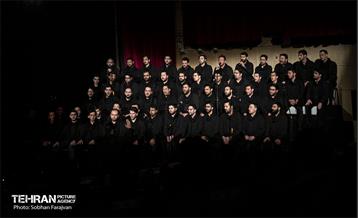 نمایش "هفتاد و سه" 8