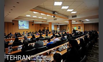 نشست اعضای شورا شهر با جمعیت جوانان شورای شهر 5