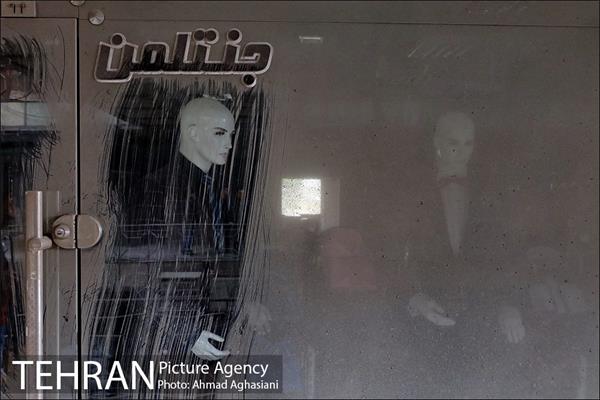 تخلیه اجناس مغازه های باقی مانده ساختمان پلاسکو -1 4