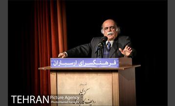 رونمایی کتاب کیوان ساکت در فرهنگسرای ارسباران 11