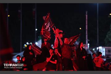 آئین بدرقه زائران اربعین در میدان آزادی 11