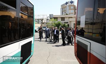 بازدید اصحاب رسانه از منطقه ۵ شرکت واحد اتوبوسرانی 13
