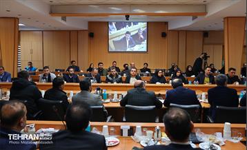 مراسم تقدیر از عملکردهای برتر و منتخبین نمایشگاه شهر-یاران 7