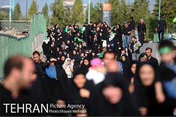 مراسم شیرخوارگان حسینی در مصلی تهران 12