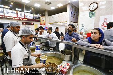 بازار آش و حلیم در ماه مبارک رمضان  6
