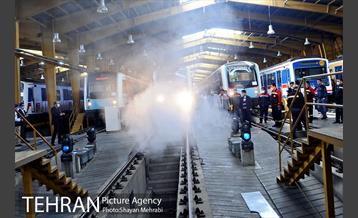 عملیات ضدعفونی کردن مترو تهران 28