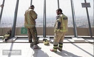 مسابقه پله‌نوردی آتش‌نشانان 10