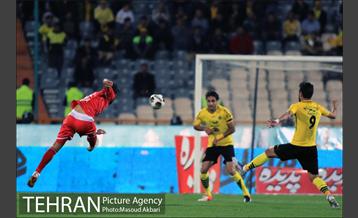 دیدار تیم های سپاهان اصفهان و پرسپولیس تهران 17