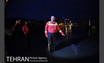 تخلیه آب از منازل مسکونی شهر آق قلا20