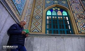 احیای شب بیست‌ویکم ماه رمضان امامزاده پنج تن لویزان 60