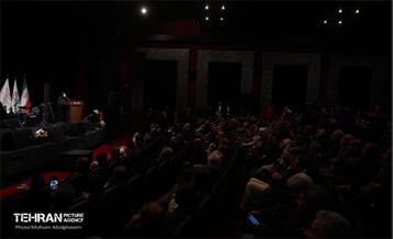 طرح تشویقی پرداخت الکترونیک کرایه تاکسی برای تاکسیرانان برتر 18