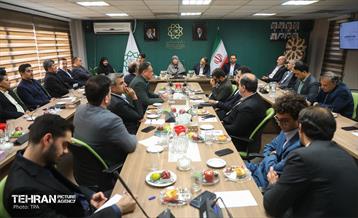 مراسم رونمایی از کتاب «میراث سبز تهران»