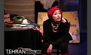 نمایش اثر پرتوهای گاما بر گل های همیشه بهار 12