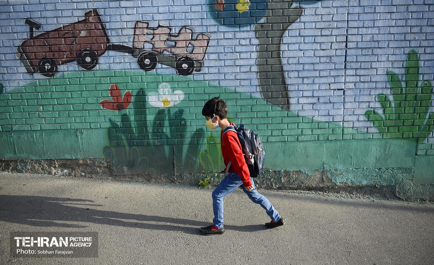 آغاز بکار حضوری مدارس در سال جدید 19