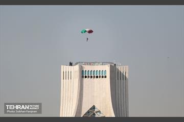 راهپیمایی ۲۲ بهمن - ۱ 40