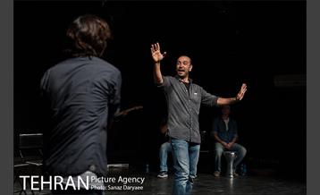 نمایش بهمن کوچیک 10