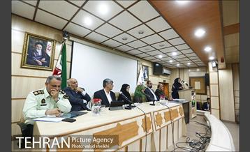 نشست مشترک انجمن های حامی حقوق حیوانات با اعضای شورای شهر تهران 19