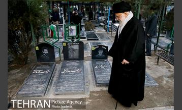 حضور رهبر انقلاب در مرقد مطهر امام راحل و گلزار شهدای بهشت زهرا 15