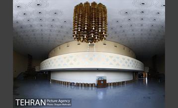 تئاتر شهر در چهل و هشتمین سالگرد گشایش 1