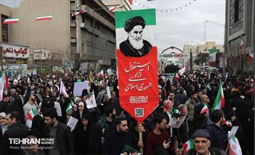 چهل‌و‌‌هفتمین جشن پیروزی انقلاب اسلامی 13