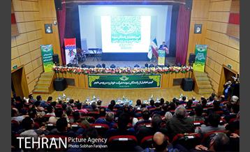 آیین تجلیل از رانندگان نمونه شرکت خودرو سرویس شهر 13