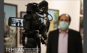 بازدید مدیران شهری به همراه اعضای شورای شهر از نمایشگاه تهران از منظر هنرمندان 16