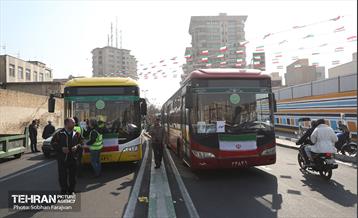 خدمات شهرداری تهران در پایان راهپیمایی ۲۲ بهمن - ۱ 11