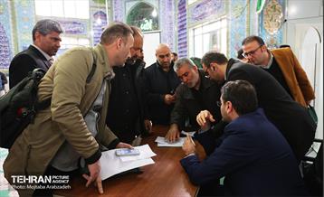 قرار خدمت؛ دیدار مردمی شهردار تهران در مسجد جامع مسعودیه 24