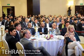اجلاس معرفی فرصت های سرمایه گذاری شهر تهران با حضور شهردار تهران 9