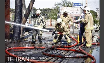 آتش سوزی در کارخانه رنگ  3