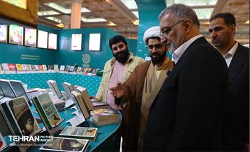 بازدید شهردار تهران از سی‌وپنجمین نمایشگاه بین‌المللی کتاب تهران 1
