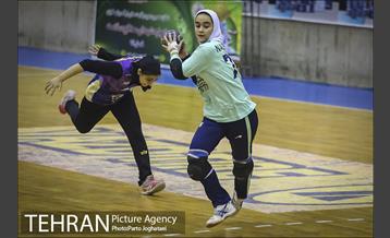 نخستین روز مرحله دوم لیگ هندبال زنان 25