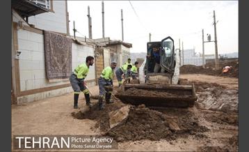 فعالیت شهرداری تهران در منطقه پل دختر 7